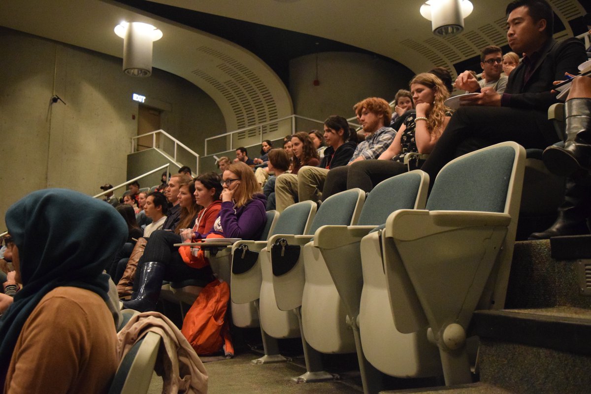 MacWaterNet's tweet photo. Screening of the fantastic documentary PROJECT: ICE followed by an engaging panel discussion--what a night! Day 4 of #MWW2016 https://t.co/UCzDqCYY5q