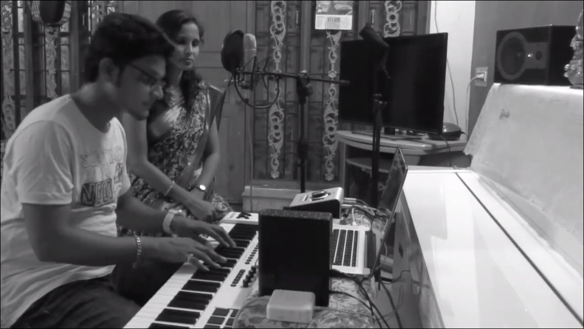 Tajmeelsherif21's tweet photo. https://t.co/EhUd59xD2c
#ilayaraja #coversong #neepartha @trendmusicsouth @Tajmeelsherif21 @IlayarajaBGM @artilayaraja @ilayarajafans https://t.co/FyOpKr3y89