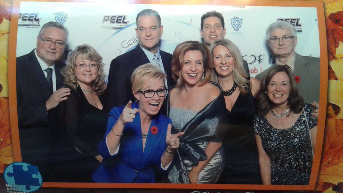 PetrinaGentile's tweet photo. Amazing gala #Elpida2016 4 autism. Great cause, food & friends. See u next year @ElpidaAutism @JenniferL1973 https://t.co/pQoFQnI7Ao