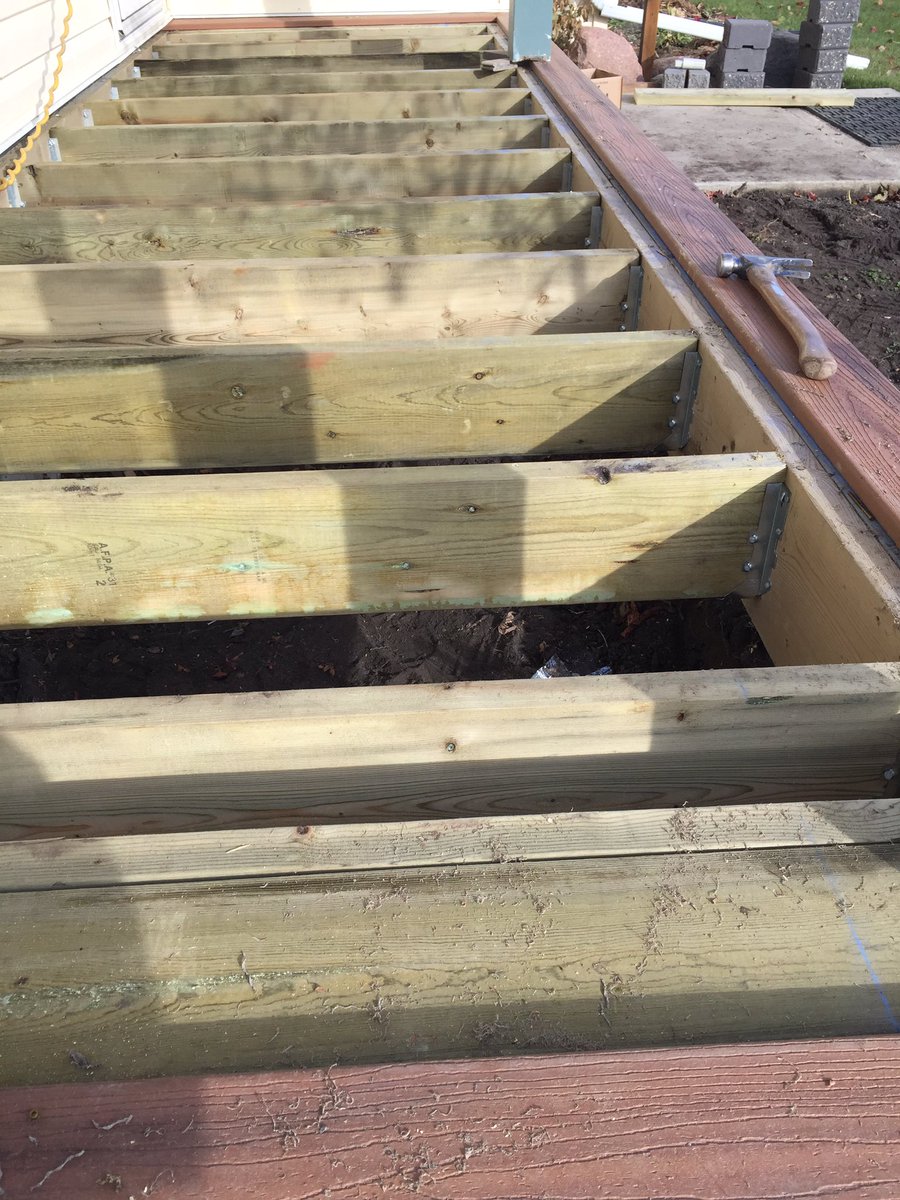 Structure refreshed! Starting the composite #trex #tikitourch  #Lacombe