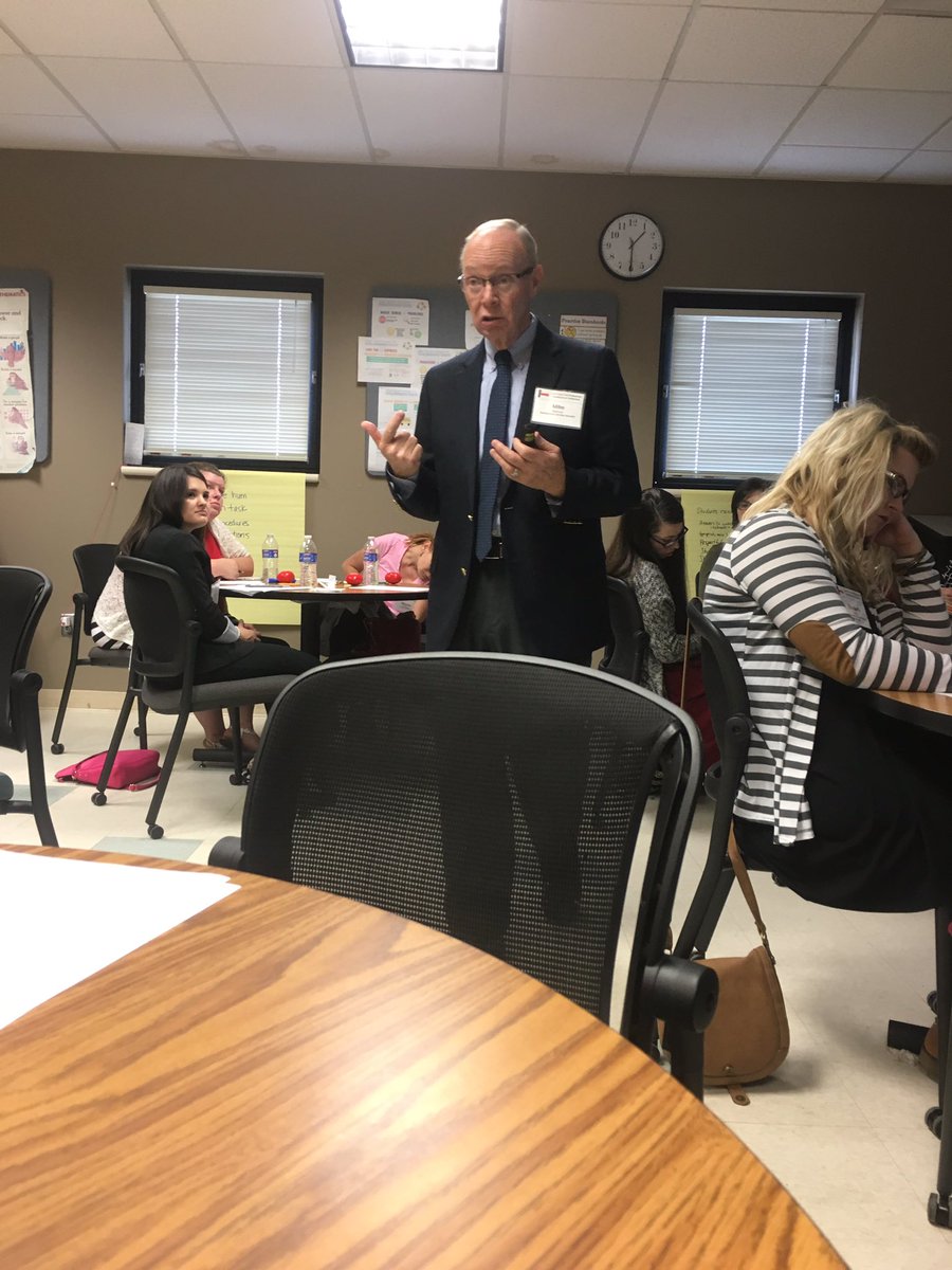 SOEA_OK's tweet photo. Mike teaching about Classroom Management! #SOEAPD16 https://t.co/Qan7r05foi