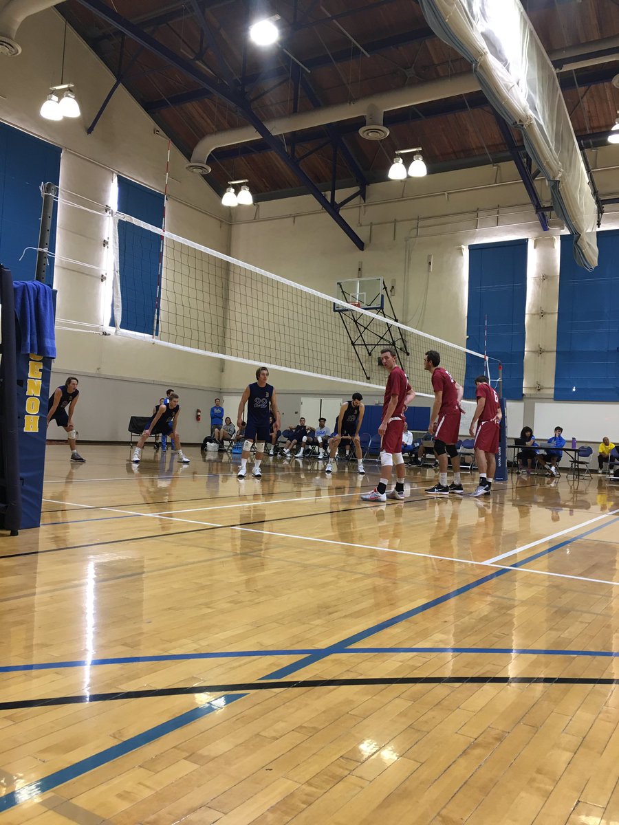 ERlCKM's tweet photo. #uclamvb great game ๐ญ https://t.co/jgjXdD6LEi
