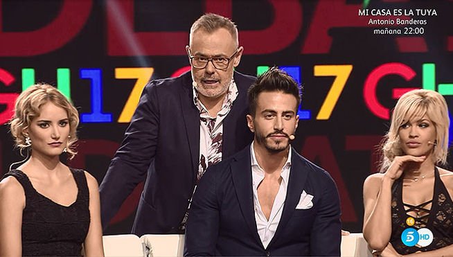 eltelevisero's tweet photo. ¡NOVEDAD! Telecinco pasa el debate de @ghoficial por primera vez al sábado y evita a 'Masterchef Celebrity' https://t.co/wKhypEAQAQ https://t.co/e82Jj1E1hR