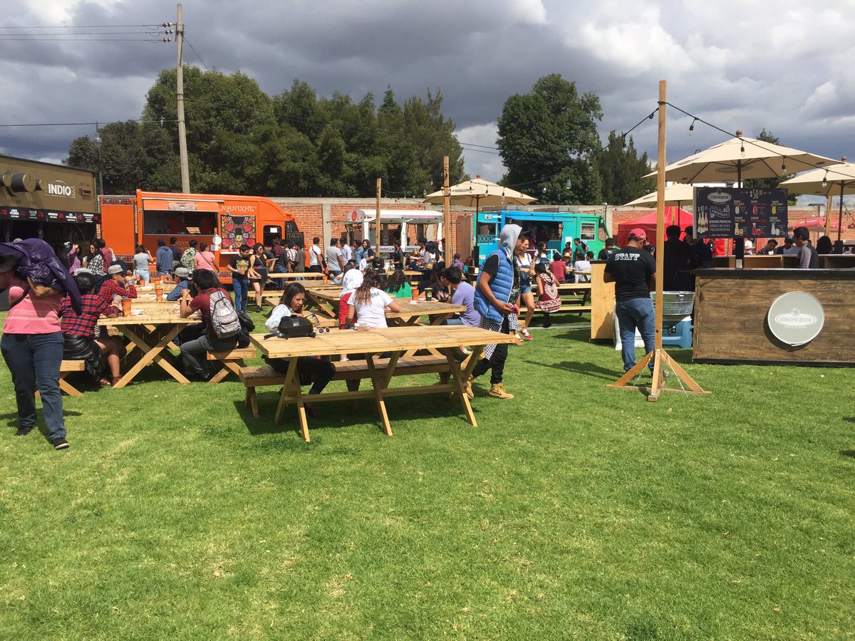 Empezamos <a href="/catrinafestival/">Festival Catrina</a> #ZonaDeFoodtrucks 🚚🚚