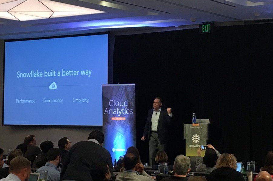 Snowflake's tweet photo. Missed @Bob_Muglia #keynote at #SnowflakeTour SF? Watch now! https://t.co/WHyTKCoHZA #YourDataNoLimits https://t.co/3Gk6gQUkkl