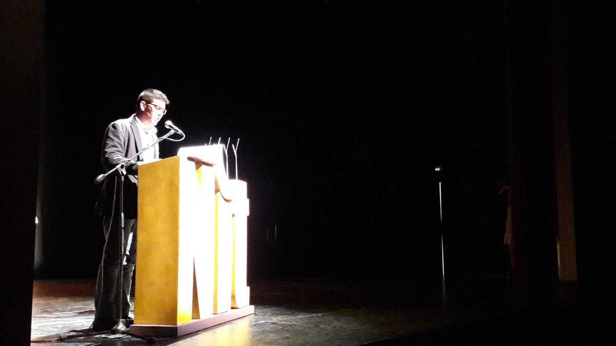 dipvalencia's tweet photo. .@JorgeRodrigz_ : "Des de la @dipvalencia convertim les paraules en fets i en la defensa del valencià no podia ser menys" @escolatv #14Nit https://t.co/zBxY82D1yC