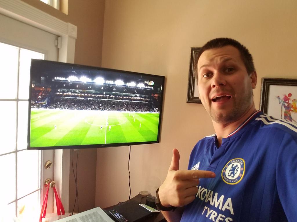 Marriott0257's tweet photo. Loving my blues on #PLonNBC second half underway!! #ChelseaVsEverton live in my house Palm Harbor, Florida @ChelseaFC @Themissusj https://t.co/pYJOnQ6hH6