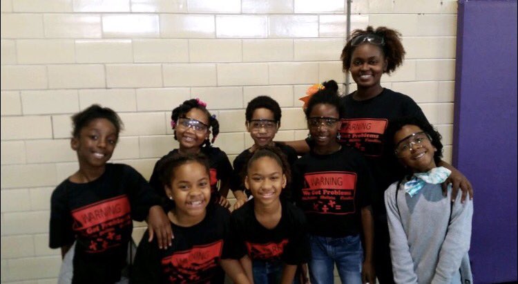 AAMilneES's tweet photo. Education Rainbow Challenge! #TeamMilne https://t.co/mcqPGCPC0i