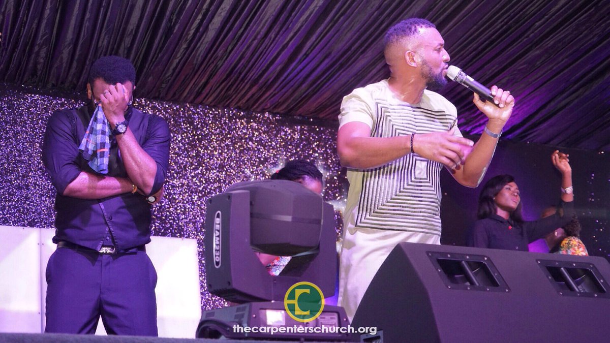 TCCPH's tweet photo. Eric Arubayi was back on the stage for another time of worship.
#Oasis2016 https://t.co/S3rDdkYSgZ