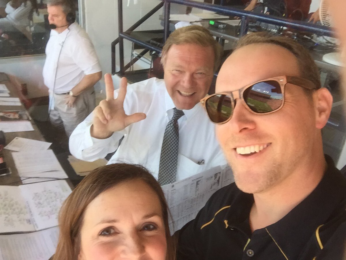 JDoully15's tweet photo. @joefishervu A friendly face in hostile territory. #AnchorDown https://t.co/3iJpFk5Eil