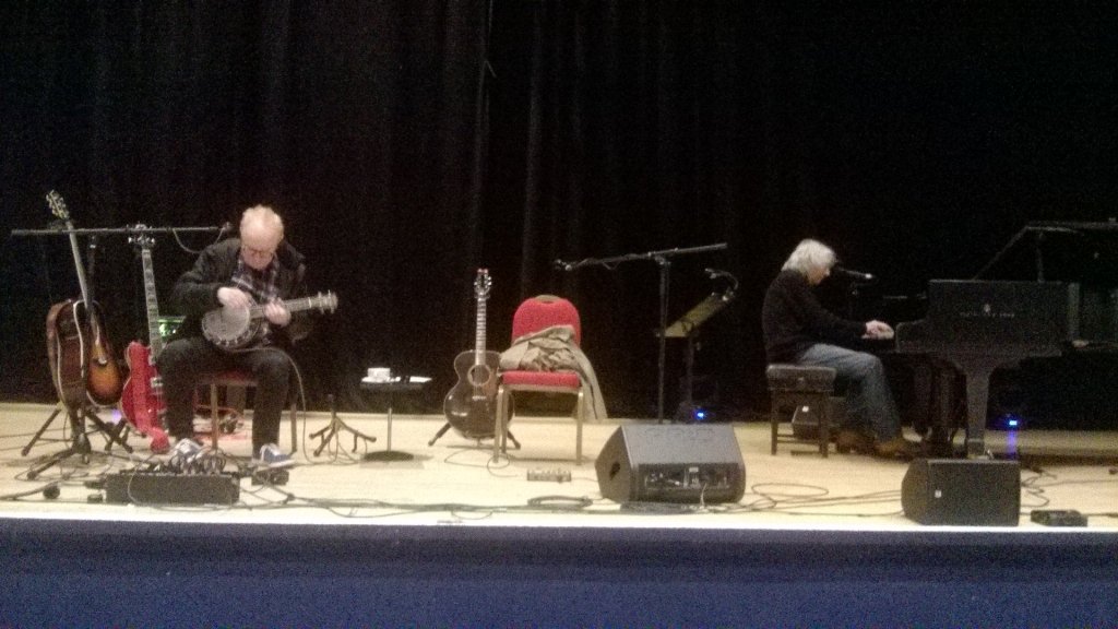 Albert Lee &amp; Peter Asher soundchecking earlier. Great opening set from Cold Heart Revue <a href="/PortsmouthGhall/">Portsmouth Guildhall</a>