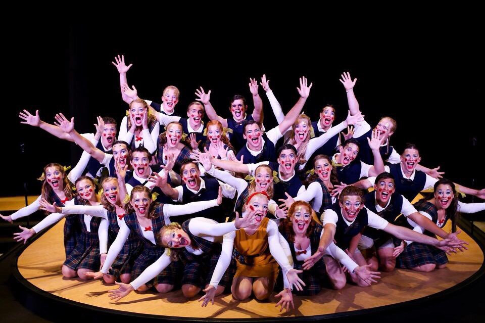 madstew43's tweet photo. RUSH FOLLIES!! Come see us at our last performance tonight!! #englords https://t.co/ufEhlrZ6xj