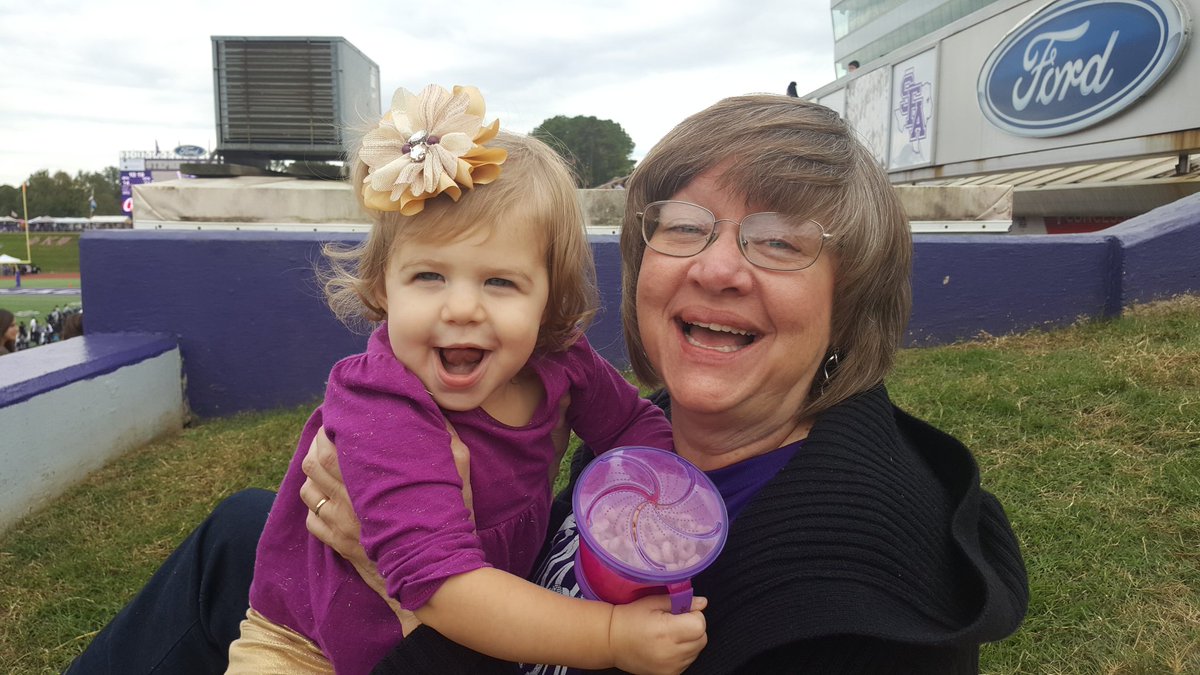 ellebee2450's tweet photo. Grandmama love at Homecoming 2016! #AxeEm https://t.co/9RXi3VKFdy