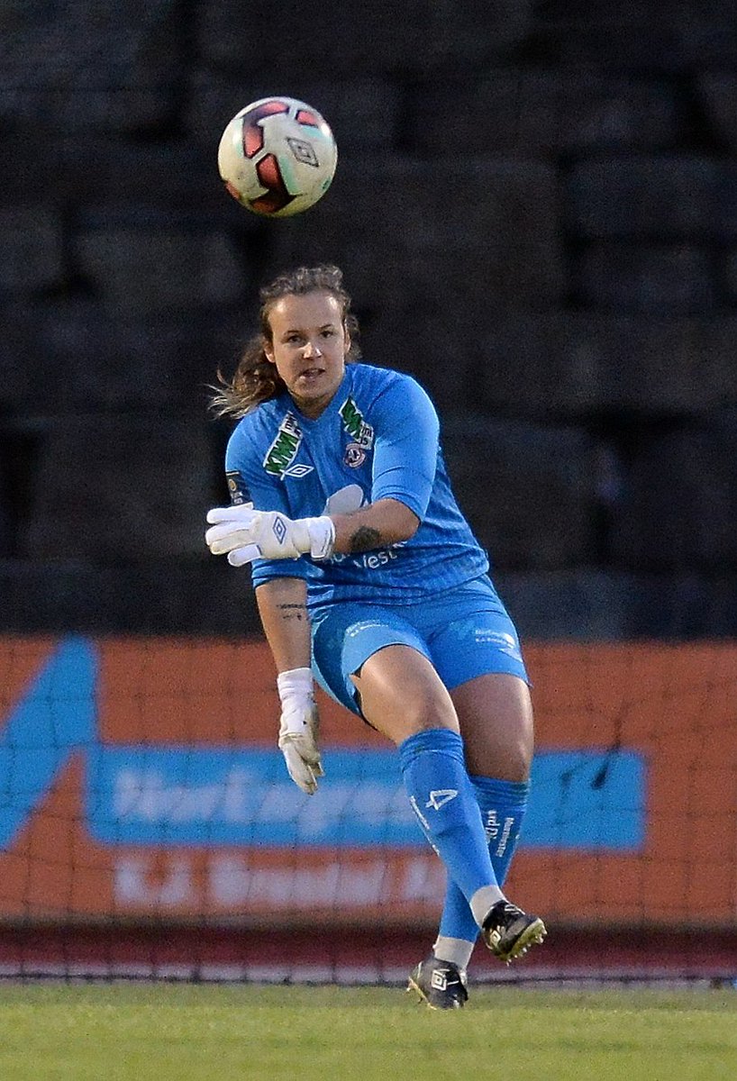 CPWomensSoccer's tweet image. Congrats to @CalPolyAlumni @AlyssaRoseGK for winning the @NFF_info Goalkeeper of the Year award! gopoly.com/sports/wsoc/20… #CalPolyProud