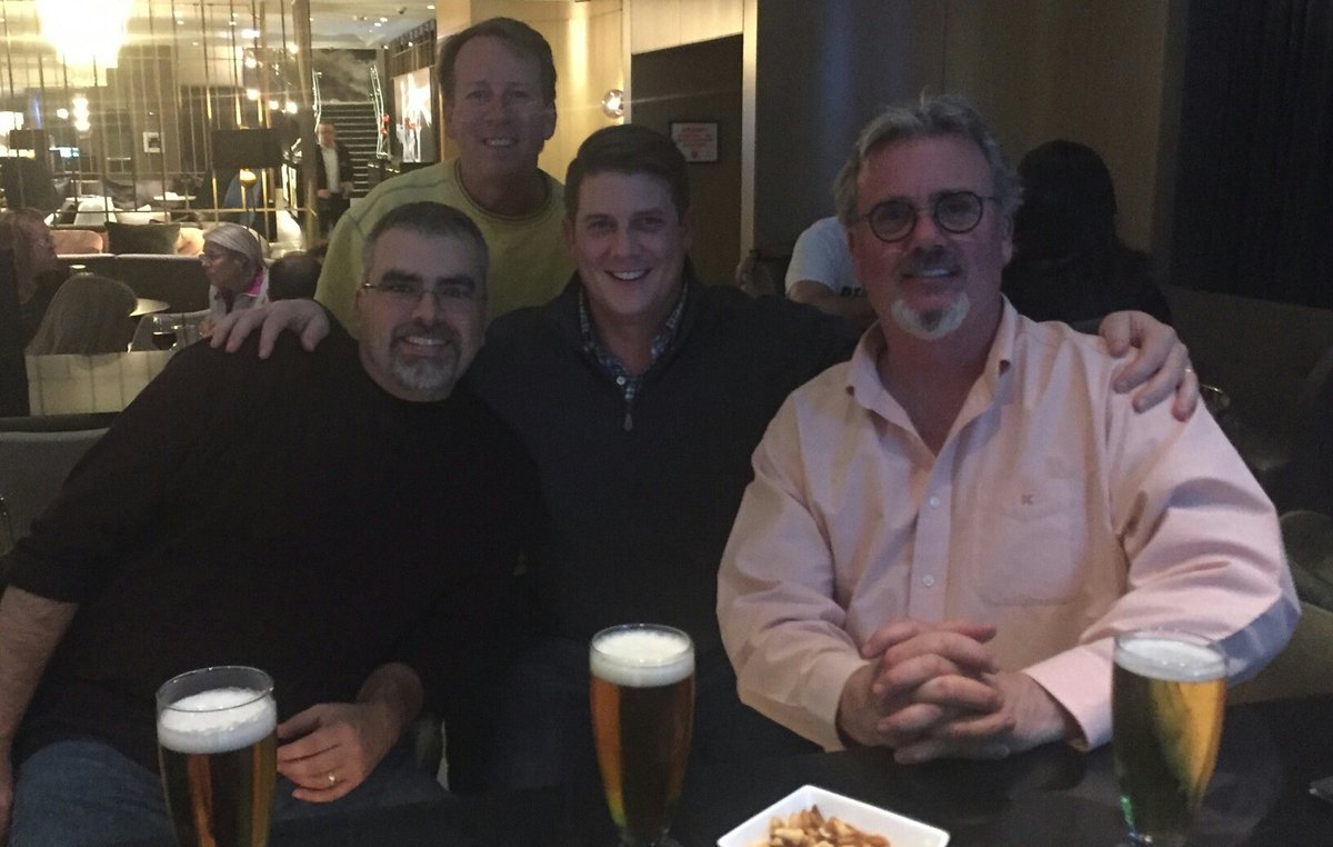 doncoakley's tweet photo. Let's make PMMI great again,  @PMMIorg @AllFill @InlineFilling @eaglexray @Nita_labeling @econocorp let's go people! https://t.co/kiOOilgF7H