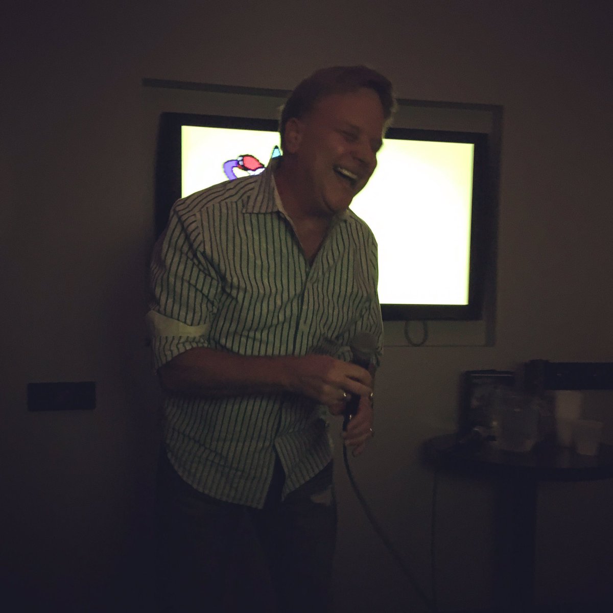 TracedThurman's tweet photo. Dad's first time at Common Interest! #ElvisPresley #BurningLove #WithBoots #Karaoke https://t.co/xrPohl2QcA