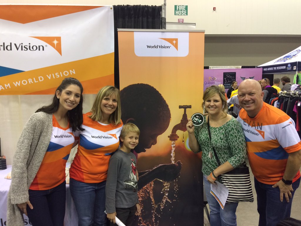 BethWalton81's tweet photo. 13.1 done today for #teamworldvision #runningforwater "I can do all things through Christ who gives me strength." https://t.co/Br2iPpL21s https://t.co/edBI609fCU