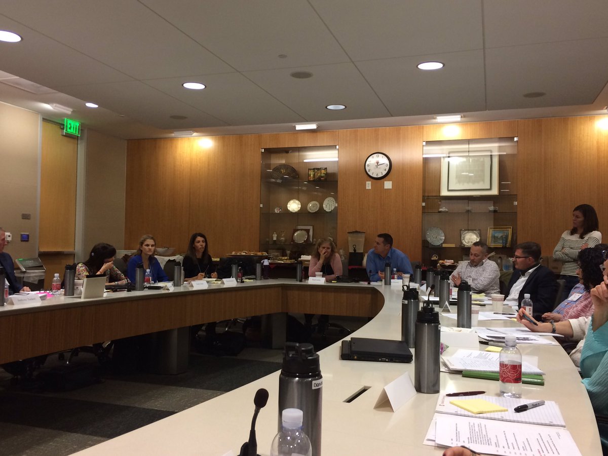 nicolasaguilar's tweet photo. Discusión y presentación de ideas en Citizen Science Meeting https://t.co/f2AAClDKJY