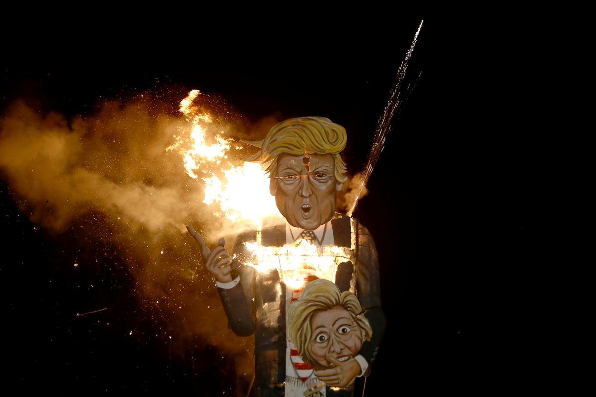 Newsweek's tweet photo. A 36-foot effigy of Donald Trump was burned during Britain's #BonfireNight https://t.co/zjbyXnTJHS https://t.co/flwOhI6xQy