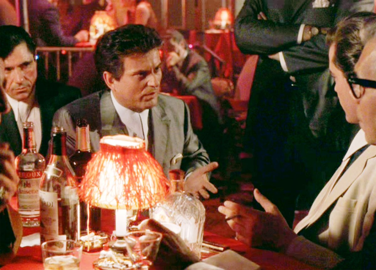AnaMaria_Film's tweet photo. En Good Fellas, la escena de “Tú crees que soy gracioso” fue basada en una historia real que Joe Pesci le contó al director Martin Scorsese. https://t.co/ROMUknQgpX