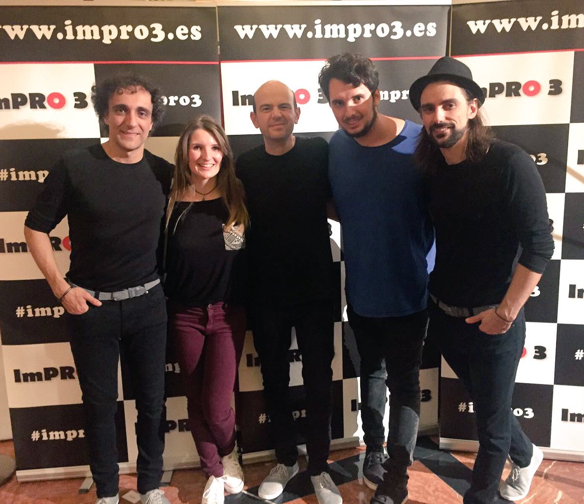 BBritney_Bitch's tweet image. Gran noche ayer en el @teatroolympia viendo #Impro3 con @Jandro @Moraga_Miguel y @jesusfmanzano 😁😁😁