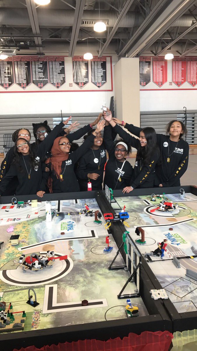 MsESPennington's tweet photo. Congrats to the Golden Jackets!!! #FCFLL #robotics #firstlegoleague #tjmsrocks https://t.co/AKCmC2hwuY