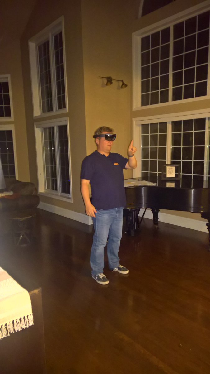 _Tillmann's tweet image. @oengels appears to be contagious... @SQLScott  #sqlmännerwg