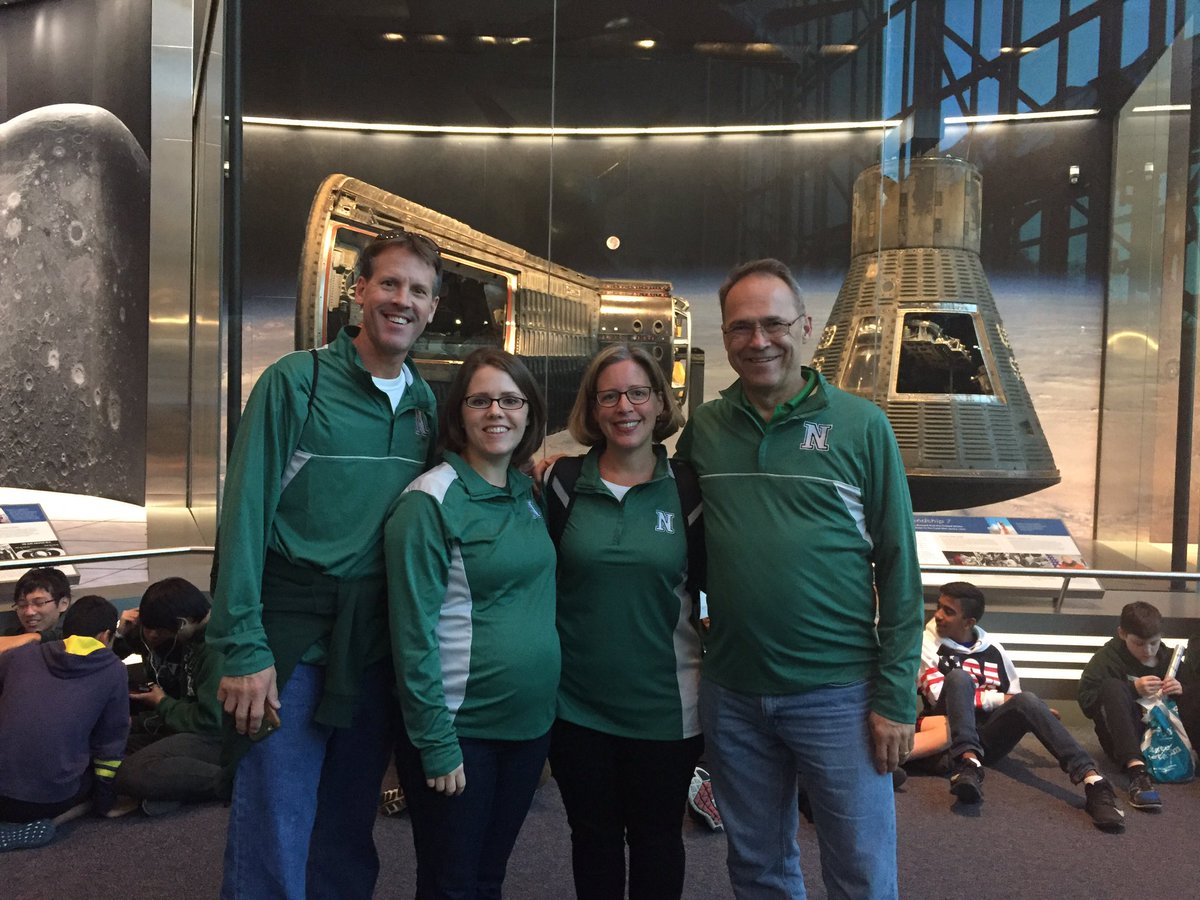 DianeDmccurdy's tweet photo. #bus4rules #novidc16 https://t.co/MnaYqTzC7n