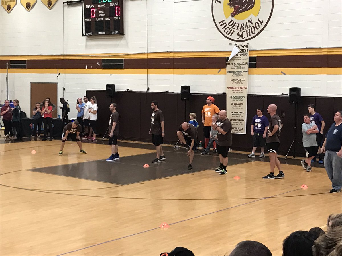 Chelle_bano's tweet photo. DHS TEACHERS in the charity dodgeball finals! #delranpride https://t.co/BE2arlyNzM