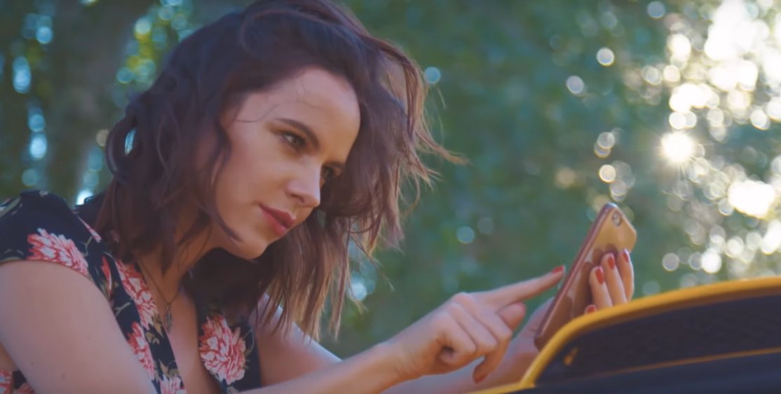 YotecuentoCL's tweet photo. La Carretera #CyberMondayCL @tiendas_paris @pinmontane @lucianaecheverr @Uber_Chile @eliseosalazar https://t.co/wMIrvlXiTL https://t.co/kYeTED54E1