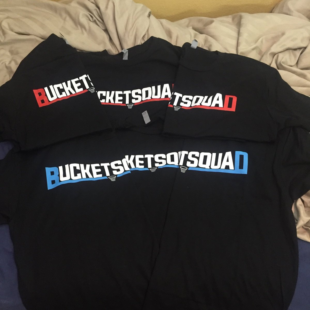 mopi's tweet photo. 20k SUBS GIVEAWAY!! Retweet &amp; like for a chance to win a bucketsquad shirt! Giving away 3 on twitter &amp; 3 on insta so check it out there too! https://t.co/OoaqohKhof