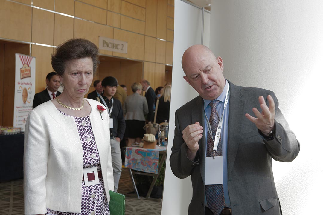 RiceBowlIndex's tweet photo. Introducing the Rice Bowl Index to HRH The Princess Royal at #RASC2016 #foodsecurity #FrontierStrtGrp  #syngenta #syngentaAPAC https://t.co/FYqskA3c43