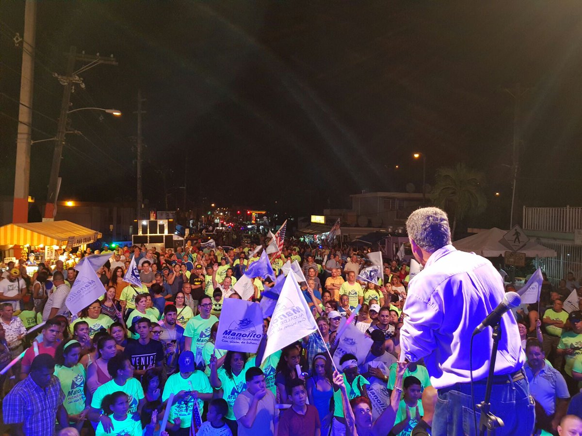 Nos encontramos en el Gran cierre de Gurabo con quien sin lugar a duda seguirá siendo el Alcalde de todos los Gurabeños Manolito Ortiz.