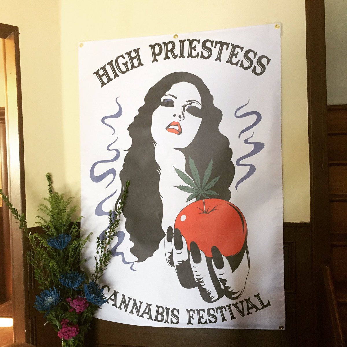 MJUmedia's tweet photo. https://t.co/9NCZNbeTTo Visit the Website Today! #MaryJaneUniversity #MaryJaneUni #MaryJaneU #MJU #CannabisWithClass #InHomeCannabisParties https://t.co/f2yhSsbTTX