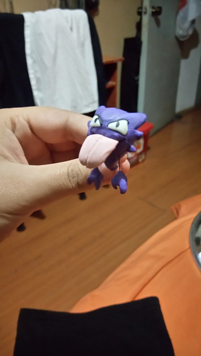 Marckk_'s tweet photo. Mi hija @Dreamer_Dark_ con sus creaciones en plasticina #Pokemongo #Pokemongocl #PokemonGoSpain #Antofagasta xD https://t.co/8sMf4BxgKD