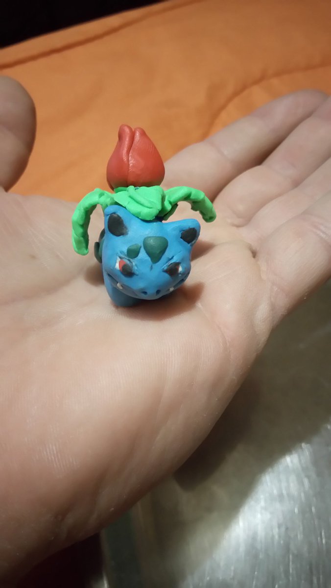 Marckk_'s tweet photo. Mi hija @Dreamer_Dark_ con sus creaciones en plasticina #Pokemongo #Pokemongocl #PokemonGoSpain #Antofagasta xD https://t.co/8sMf4BxgKD