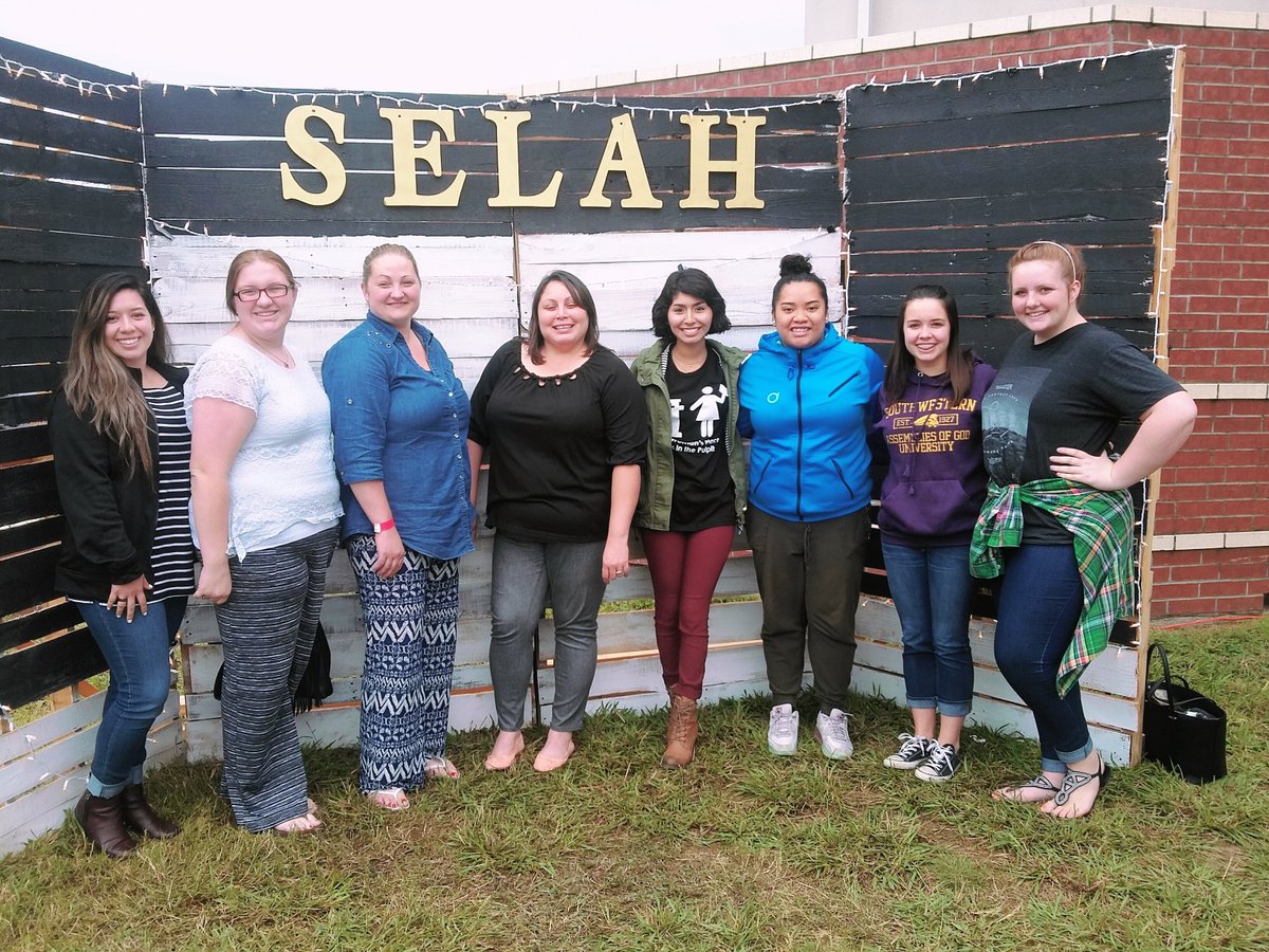 MinistryWomen's tweet photo. Had such a great time at the North Texas Women's Retreat. Selah! #ntdwomen16 #findrest https://t.co/02mVQ79mCz