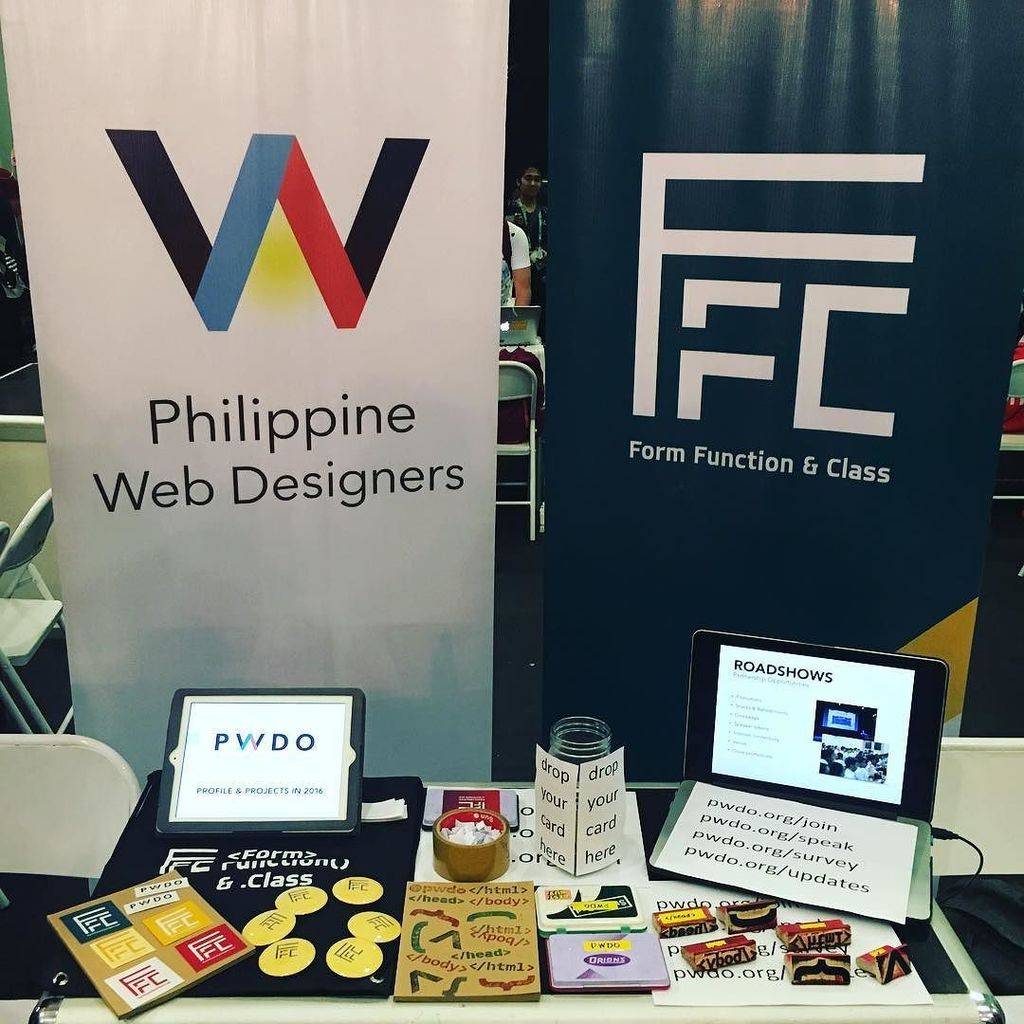 ffcph's tweet image. Know more about PWDO at the Panel Discussion later 3:15pm. See you at the Main Hall 👍🏼 #devconsummit2016 #DevFuture…