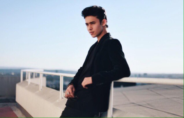i_vettee's tweet photo. breaking: Joel Pimentel De Leon leaves music group CNCO to become full time model https://t.co/Nc4jNKG3qf