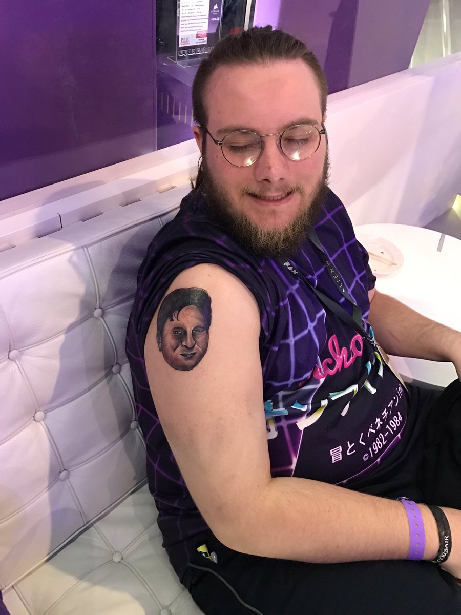 Conceit Pompeii Renovatie KRYSTAL --- SiREN on Twitter: "At #PAXAUS @anything4views got a Kappa tattoo  this morning. Kappa is love, Kappa is Life. #TwitchPAXAUS  https://t.co/Cv6UxnbLwb" / Twitter