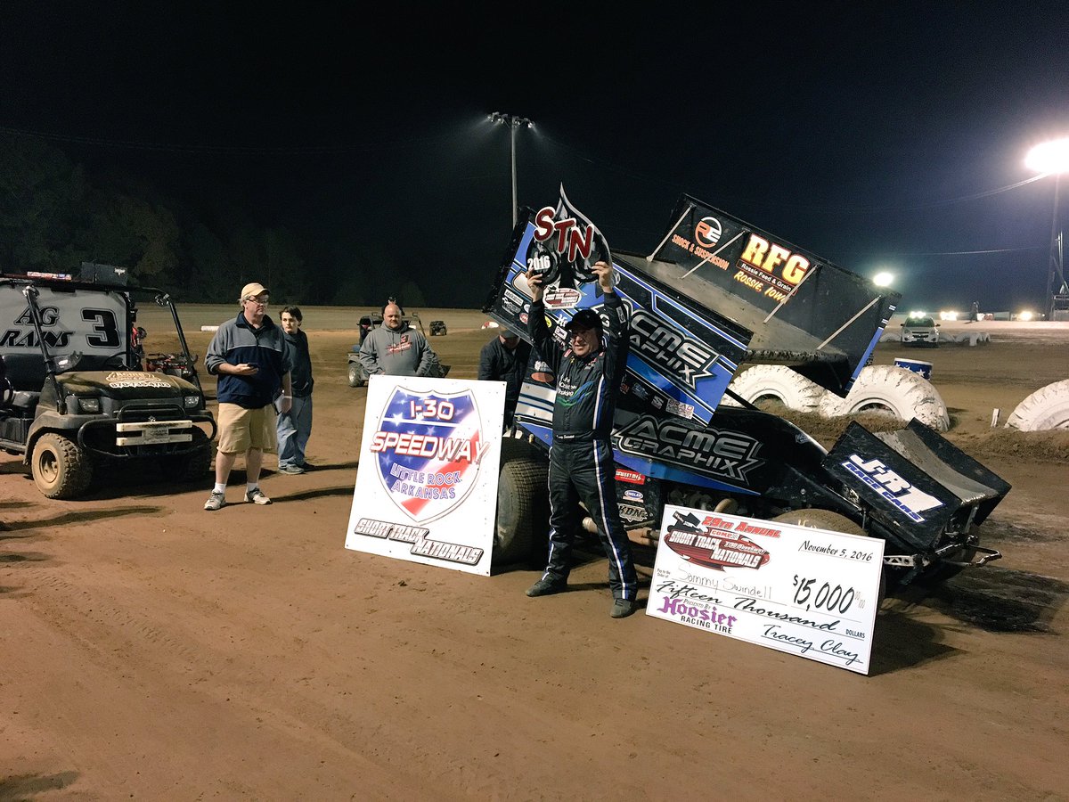 COMPCams's tweet photo. Congrats to @1sam91 on his win in the 29th Annual @COMPCams #ShortTrackNationals @I30_Speedway! #STN2016 https://t.co/6RwSCIsOw7