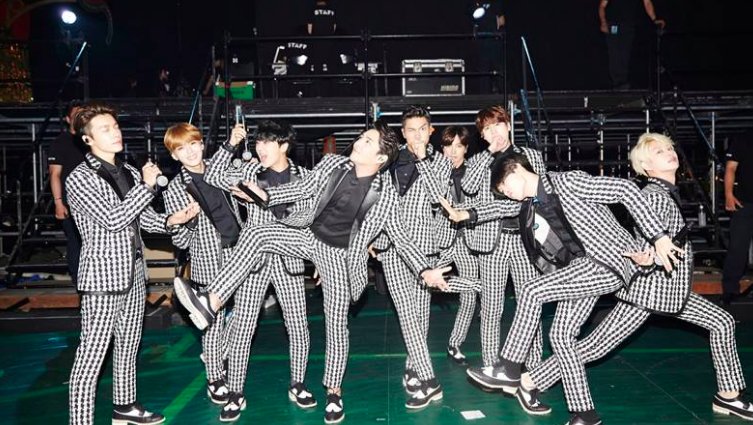 soompi's tweet photo. Super Junior Celebrates 11th Anniversary Since Debut With Fans On Social Media #11YearsWithSuperJunior 
https://t.co/A32u9Sg9Rj https://t.co/9W7P87OhR1