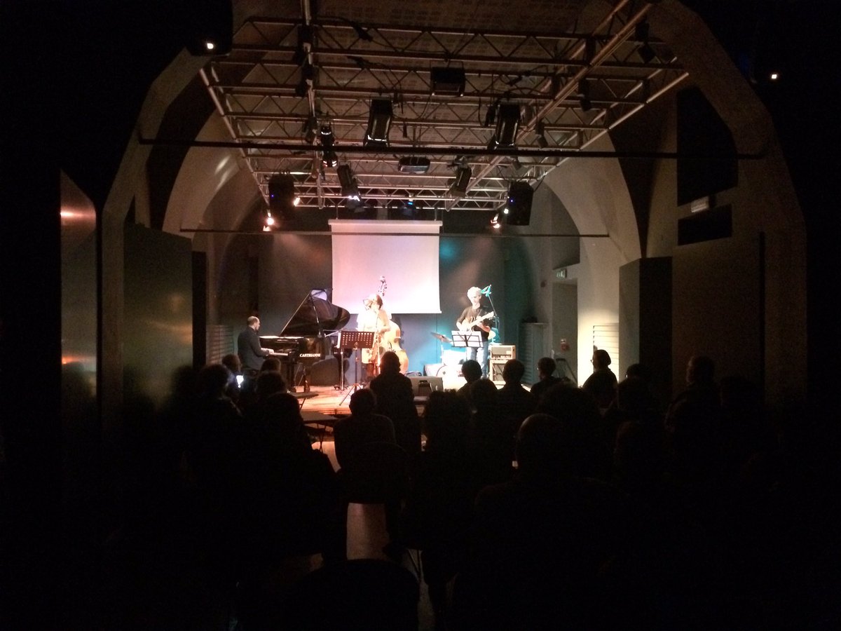 WomanInJazz's tweet photo. #WinJazz @TSVCorsini con #milenaangele' https://t.co/edKJ5Xmq77