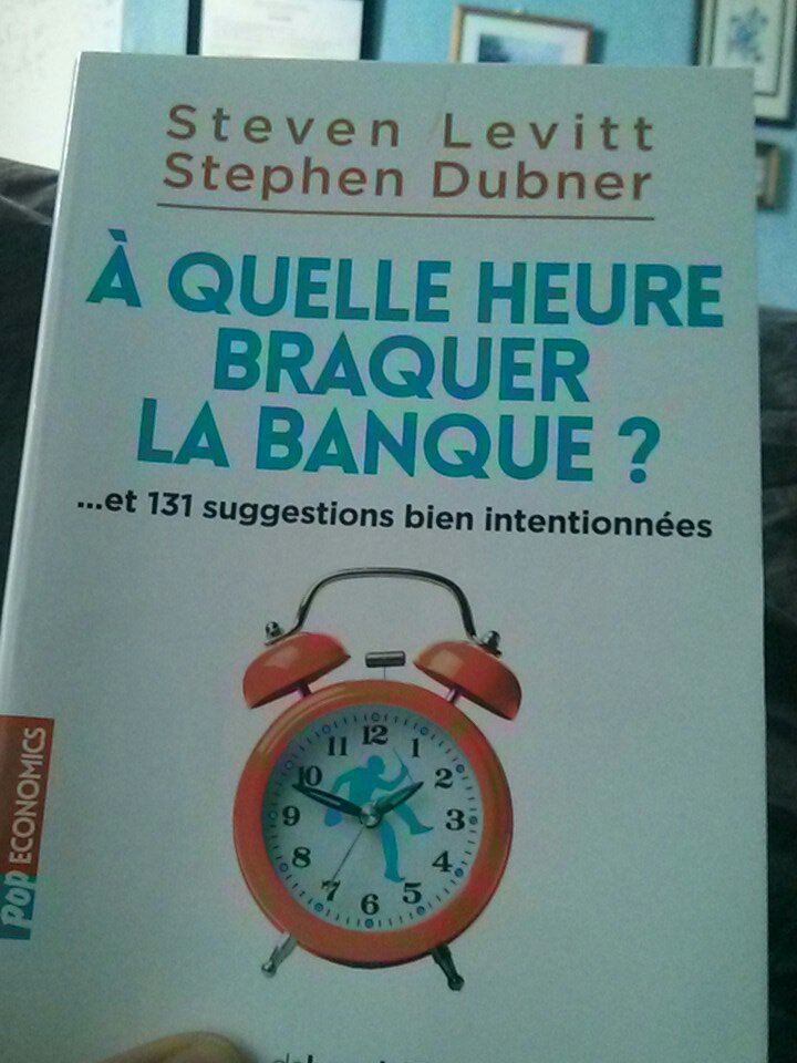 PierreR0ndeau's tweet photo. Passionnant livre d'économie de @freakonomics aux éditions #DeBoeck collection #PopEconomics À lire ! https://t.co/2IA378lvlj