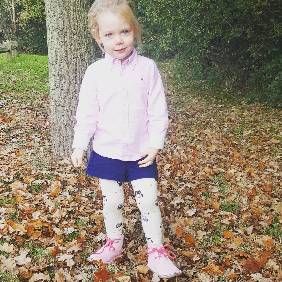 beckymc1983's tweet photo. Loving my daughters style choices this morning! A classic mix of @RalphLauren, @Cath_Kidston and Owls. 👌 https://t.co/ndU1iMG57d