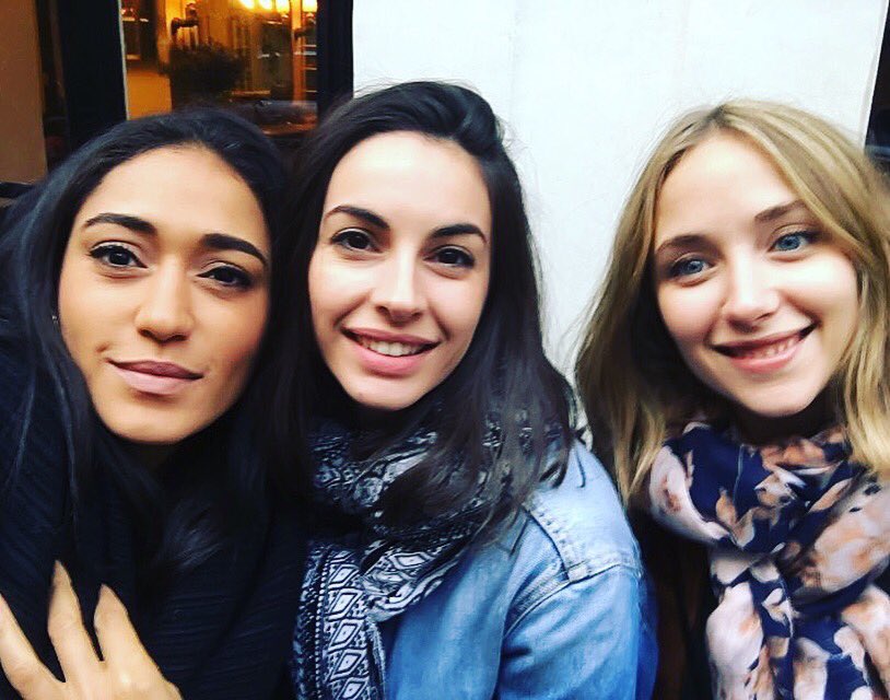 JosephineCourti's tweet photo. @Josiecomedienne @alexandranaoum_ @lillyfleurlfp ❤️❤️❤️❤️❤️❤️ https://t.co/pskLW16zyE