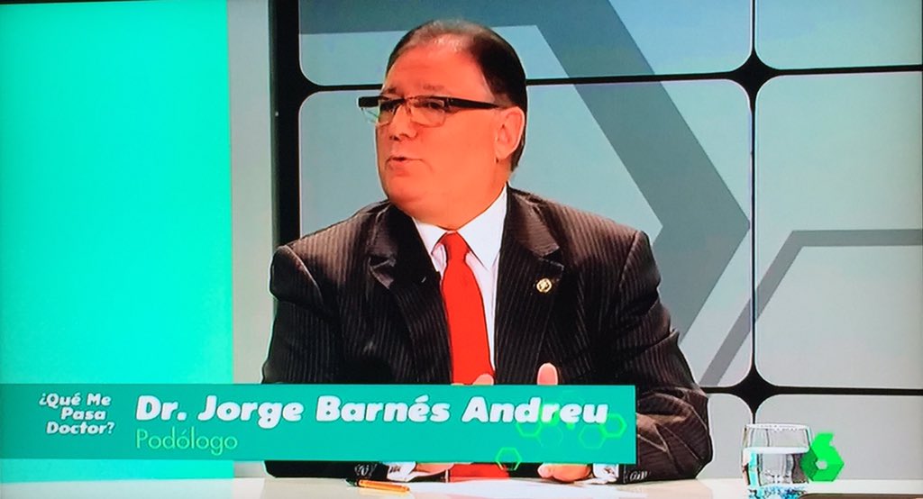 SanJoseClinica's tweet photo. Podología en la @laSextaTV con el Presidente del @CPodologosAndal D. Jorge Barnés y Dr. Beltran #podologia #sanidad https://t.co/4ixV2aKdFe