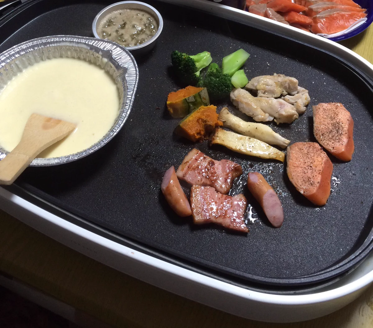 ナイスアイデア！鍋焼きうどんのアルミ鍋は保存してチーズフォンデュに使おう！！！