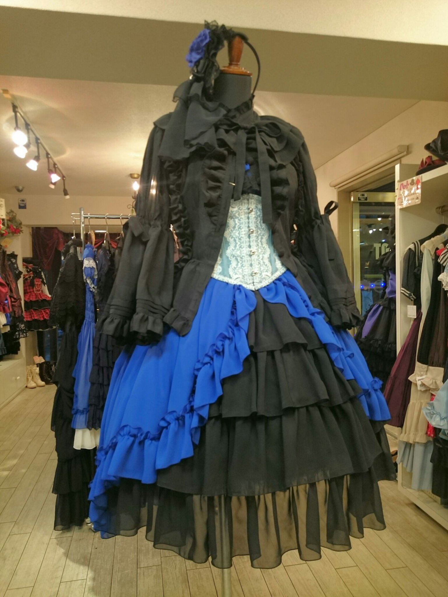 アトリエピエロ シャーリング姫袖ブラウス 新品 ATELIER-PIERROT W