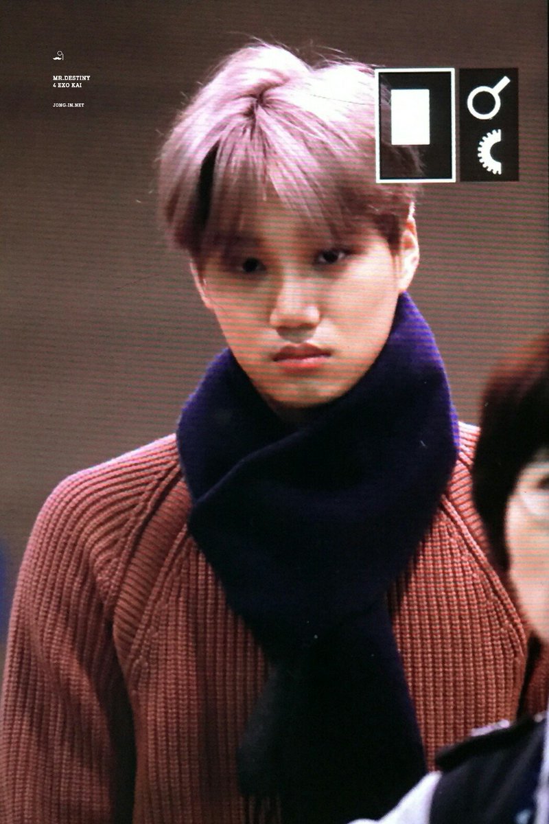 jonginnet's tweet photo. 161106 ICN 우리 아이 매일 잘생겨써 매일 귀여워😢 너무 죠은걸ㅜㅜㅜㅜㅜ https://t.co/DfiEUK0ZBc